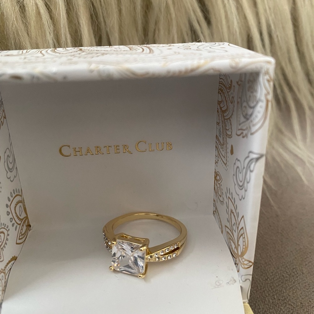 Cubic Zirconia Gold Plated  Ribg Size 8